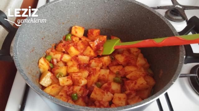 Etsiz Sebzeli Türlü Tarifi