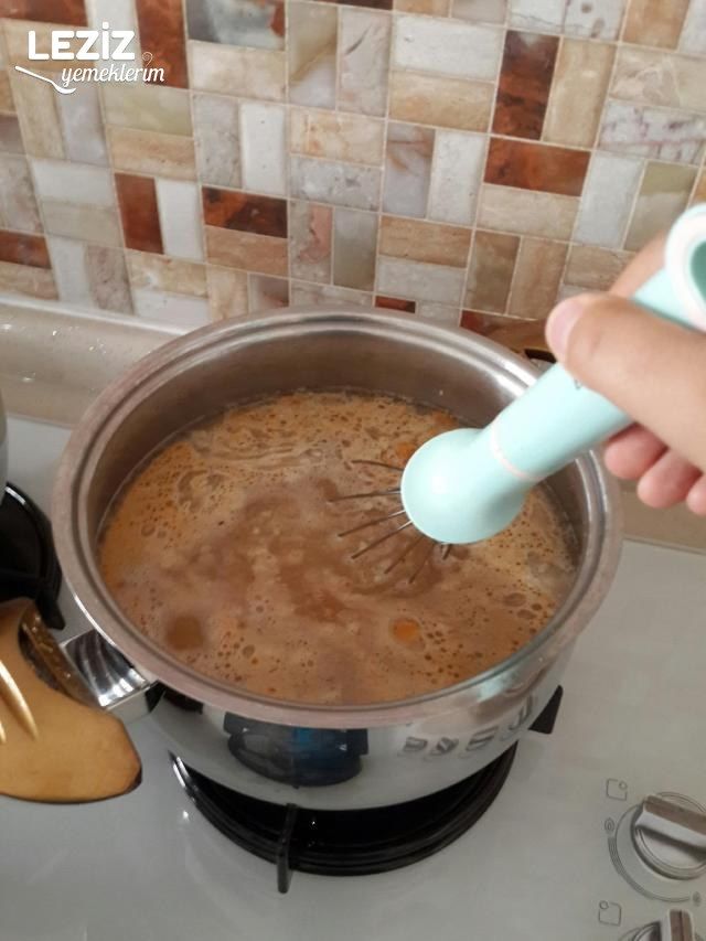 Tel Şehriyeli Tarhana Çorbası