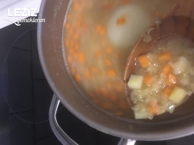 Taneli Sebzeli Mercimek Çorbası