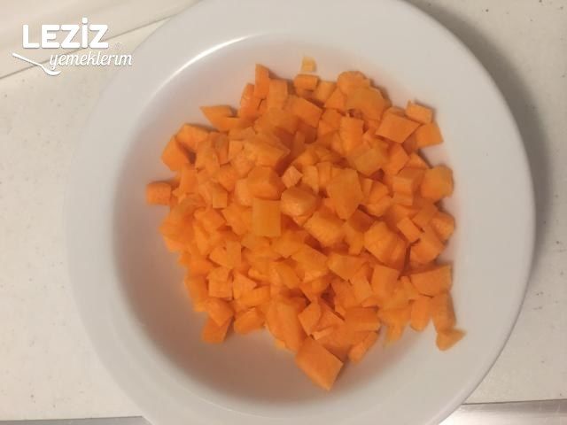 Taneli Sebzeli Mercimek Çorbası