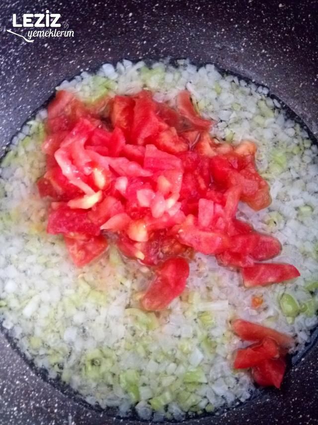 Patatesli Taze Yeşil Fasulye Yemeği