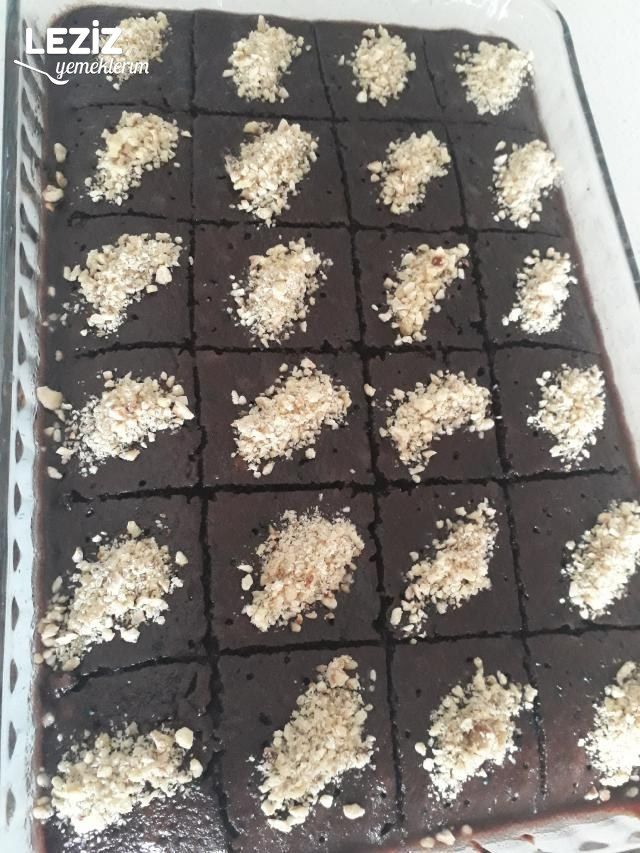Islak Browni Kek