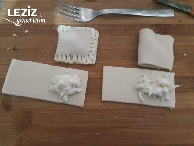 En Kolay Lokmalık Börekler