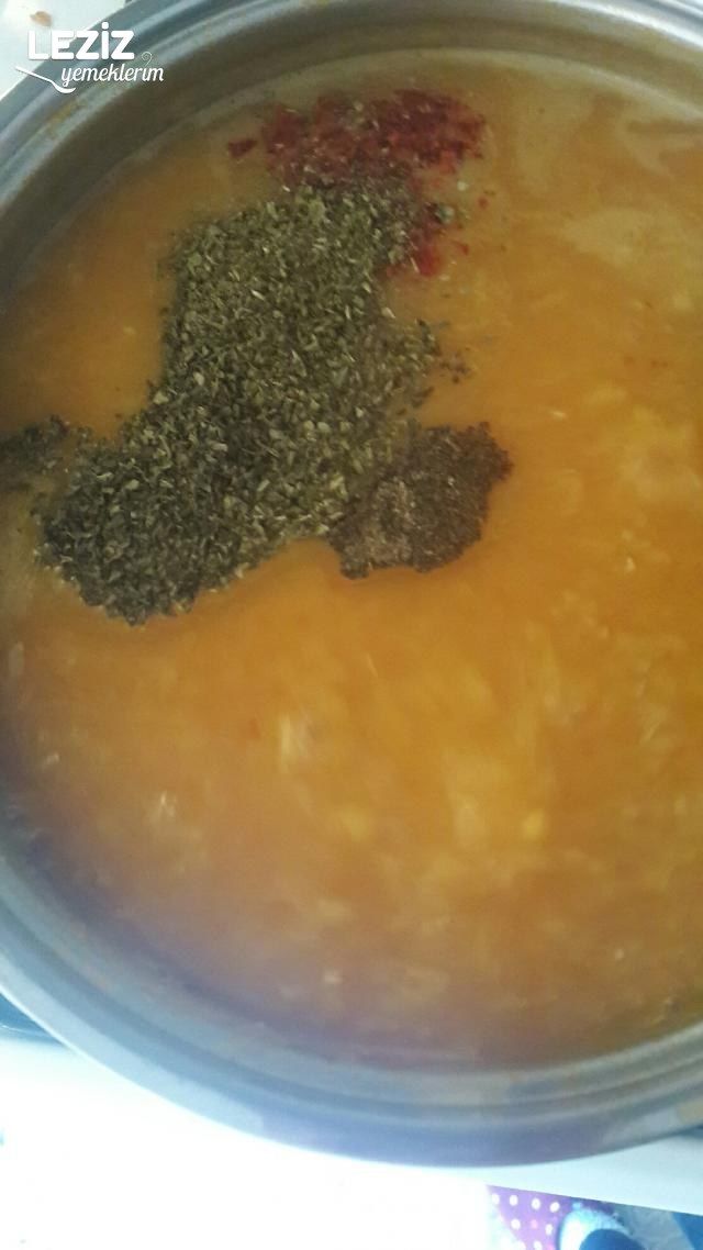 Kolay Mercimek Çorbası (Ezmeden)