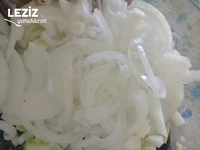 Dereotlu Patates Salatası Tarifi