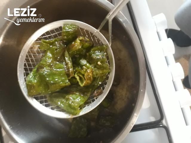 Soslu Patates Biber Kızartması