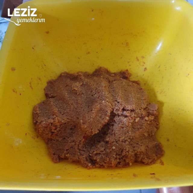 Tam Kıvamında Nefis İçli Köfte Tarifi
