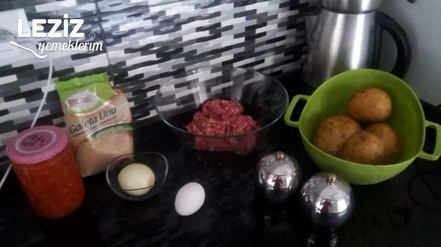 Fırında Köfte Patates Tarifi