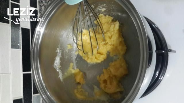 Enfes Kremalı Mantar Çorbası