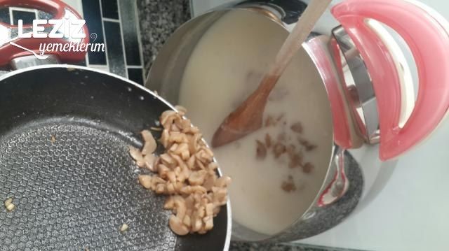 Enfes Kremalı Mantar Çorbası