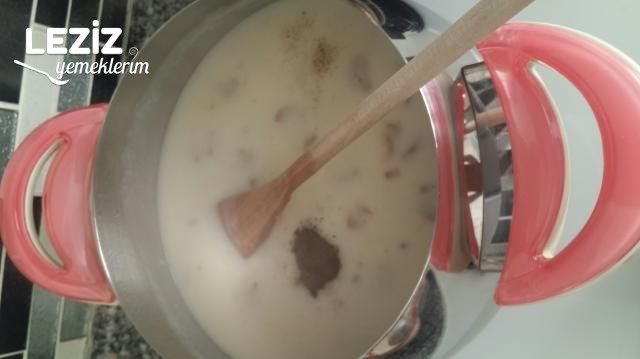 Enfes Kremalı Mantar Çorbası