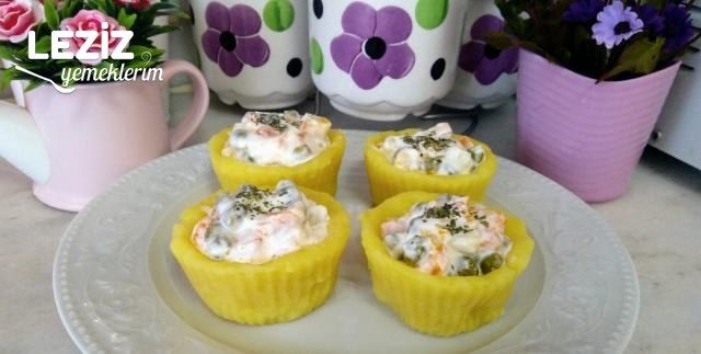 Patates Çanağında Rus Salatası