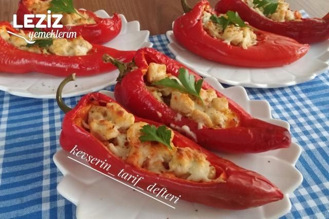 Kırmızı Biber Çanağında Kremalı Tavuk Tarifi
