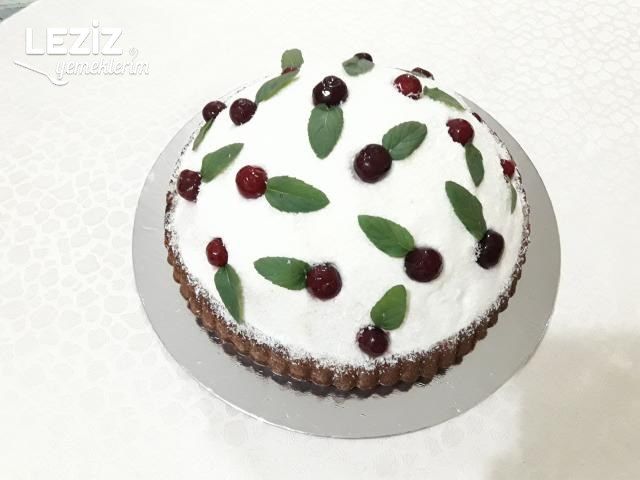 Meyveli Kümbet Pastalar