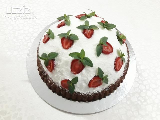 Meyveli Kümbet Pastalar