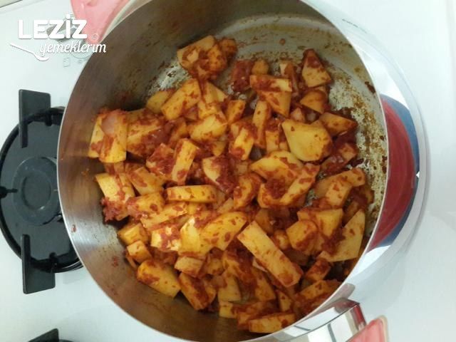 Kıymasız Patates Yemeği