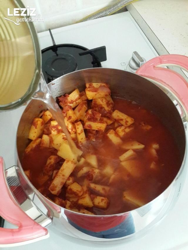 Kıymasız Patates Yemeği