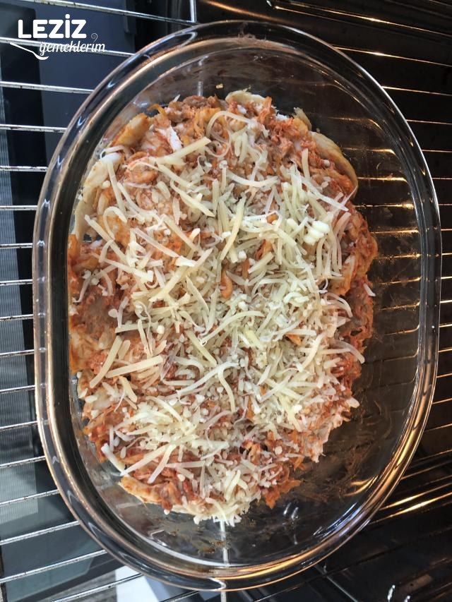 Fırında Peynirli Soslu Tavuk