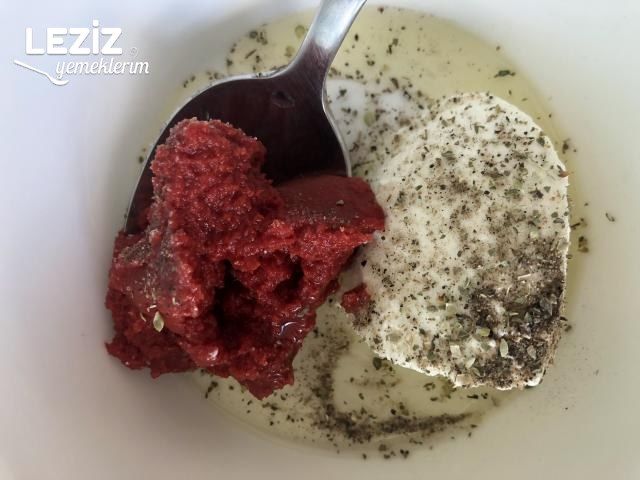 Fırında Peynirli Soslu Tavuk