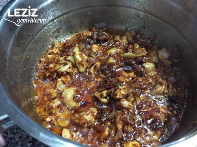Tavuklu Kuru Fasulye Tarifi