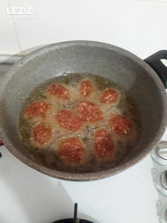 Karbonatlı Yumuşacık Anne Köftesi