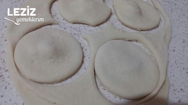 Sucuklu Peynirli Zeytinli Mini Bazlamarım