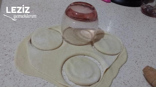 Sucuklu Peynirli Zeytinli Mini Bazlamarım