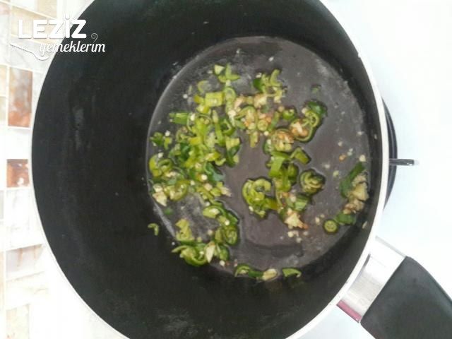 Domates Soslu Salçasız Makarna