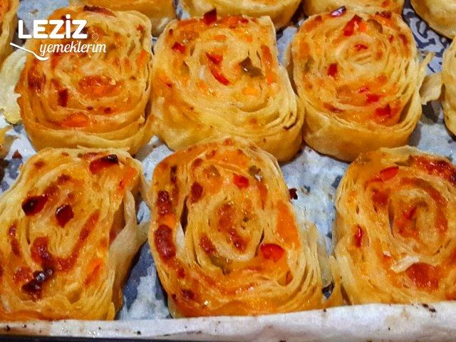 Sebzeli Rulo Börek