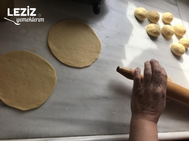 Az Yağlı Kat Kat Katmer