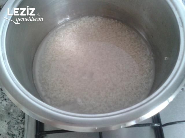 Nefis Sütlaç Nasıl Yapılır?