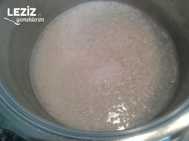 Nefis Sütlaç Nasıl Yapılır?