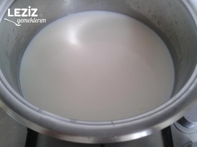 Nefis Sütlaç Nasıl Yapılır?