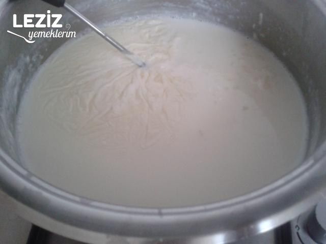 Nefis Sütlaç Nasıl Yapılır?