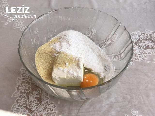 Nefis Susamlı Şekerpare Tarifi