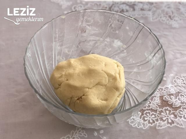 Nefis Susamlı Şekerpare Tarifi