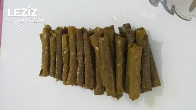 Zeytinyağlı Yaprak Sarma (Tüm Aşamaları İle)