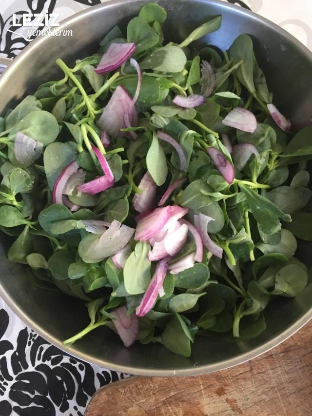 Meyveli Semizotu Salatası