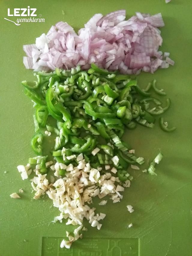 Güveçte Mantarlı Tavuk Sote Tarifi