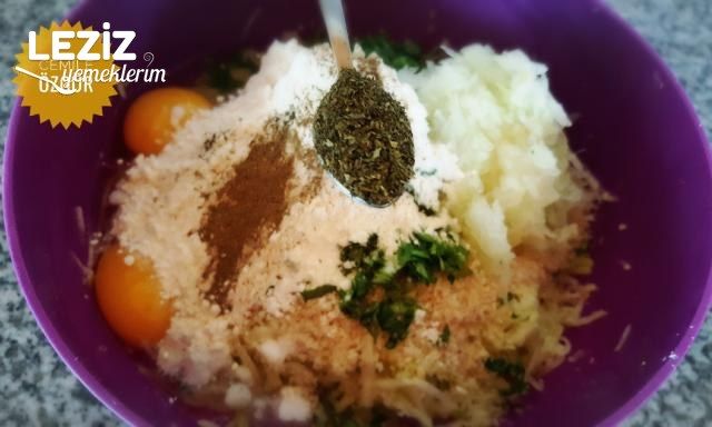 Ekmekli Kabak Köftesi