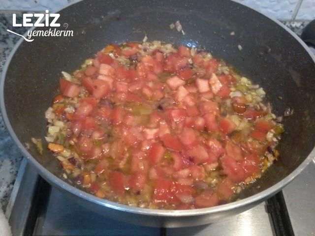 Yumurtalı Soslu Makarna