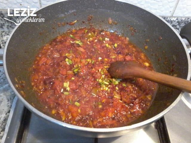 Yumurtalı Soslu Makarna