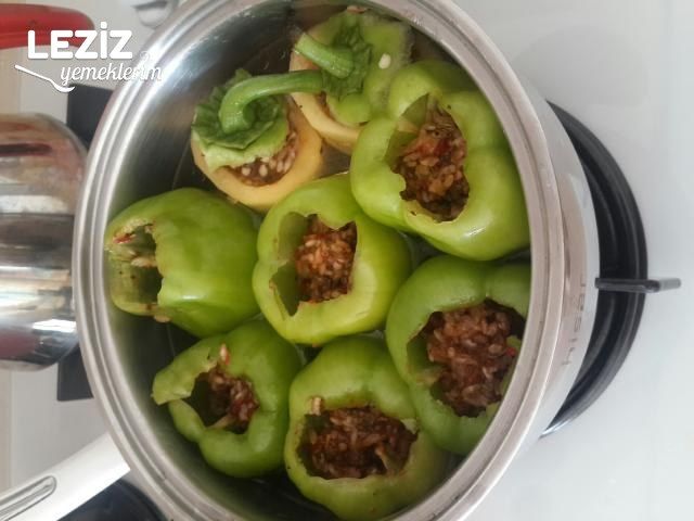 Biber Dolması (Yapım Aşama Fotoğrafları İle)