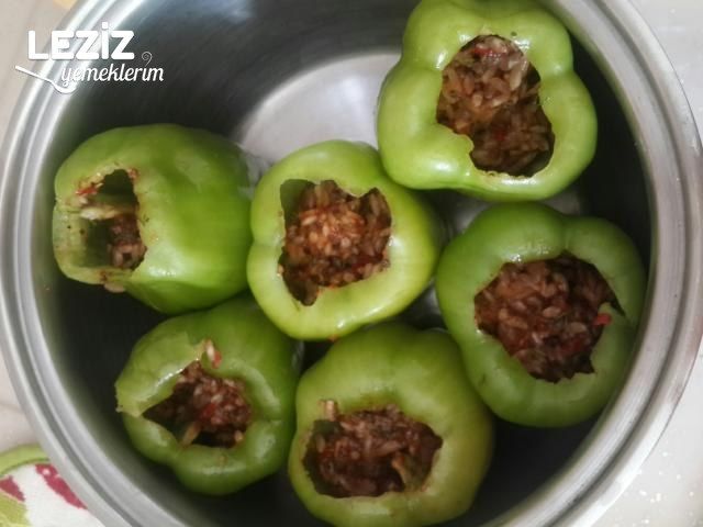 Biber Dolması (Yapım Aşama Fotoğrafları İle)