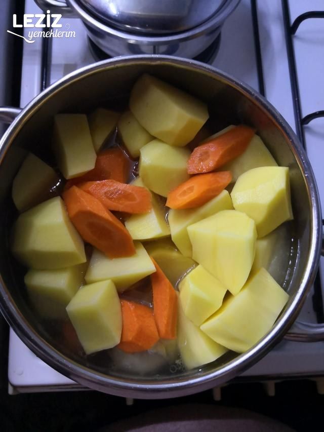 Sebzeli Tavuk Baget Haşlama