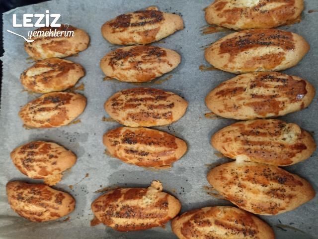 Kremalı Peynirli Poğaça Nasıl Yapılır