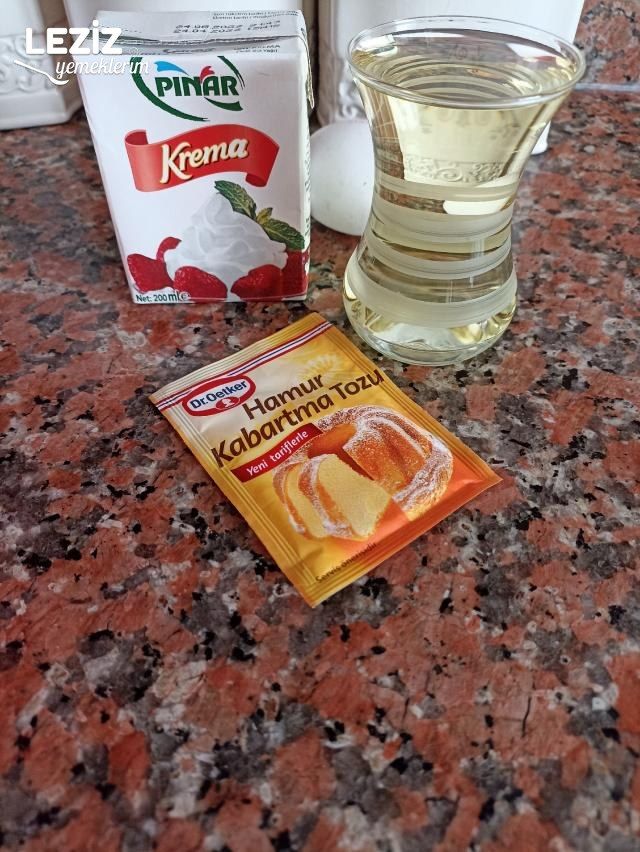 Kremalı Peynirli Poğaça Nasıl Yapılır