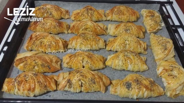Çıtır Çıtır Midye Börek Tarifi