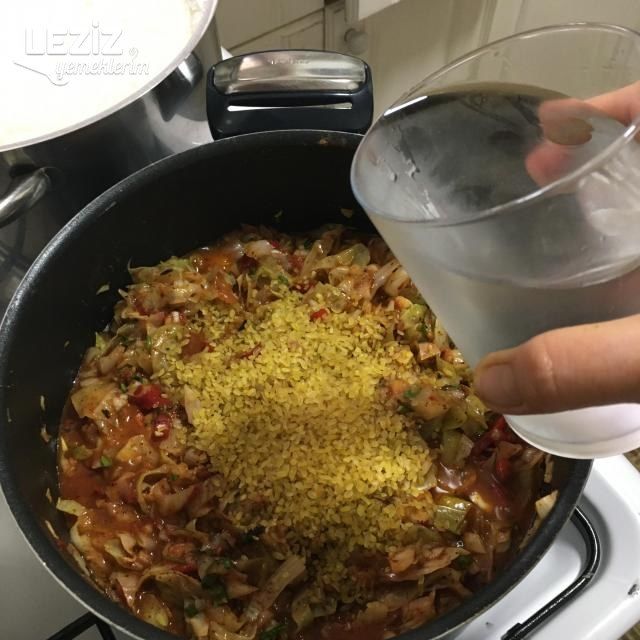 Zeytinyağlı Lahana Yemeği Tarifi