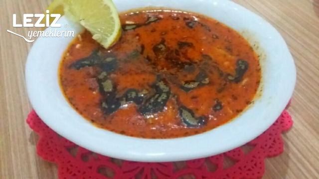 Domatesli Arpa Şehriye Çorbası